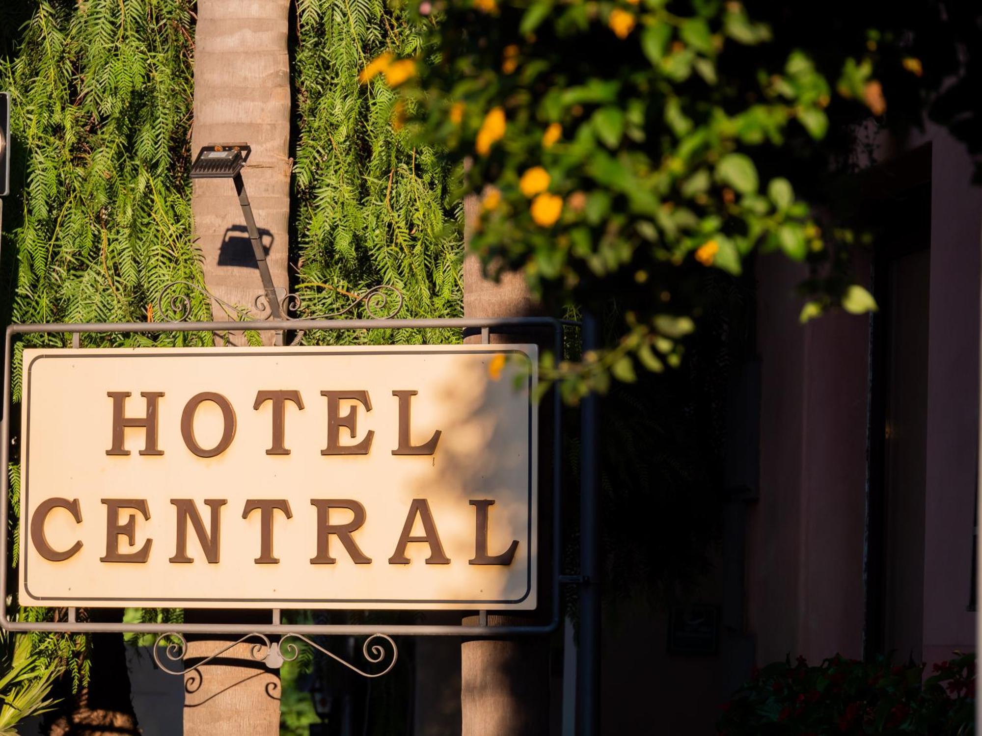 Hotel Central Wellness Сорренто Екстер'єр фото