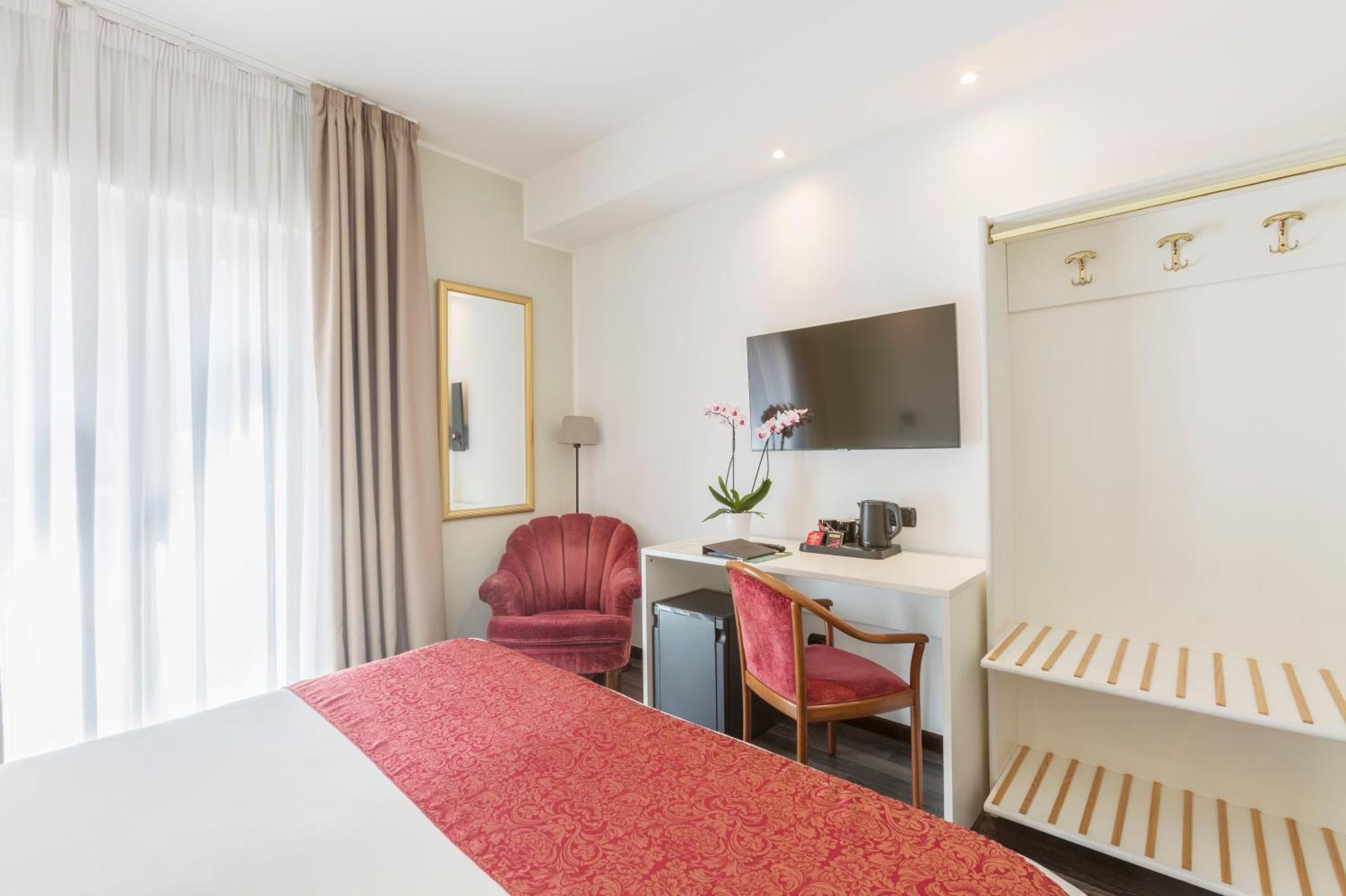 Hotel Central Wellness Сорренто Екстер'єр фото