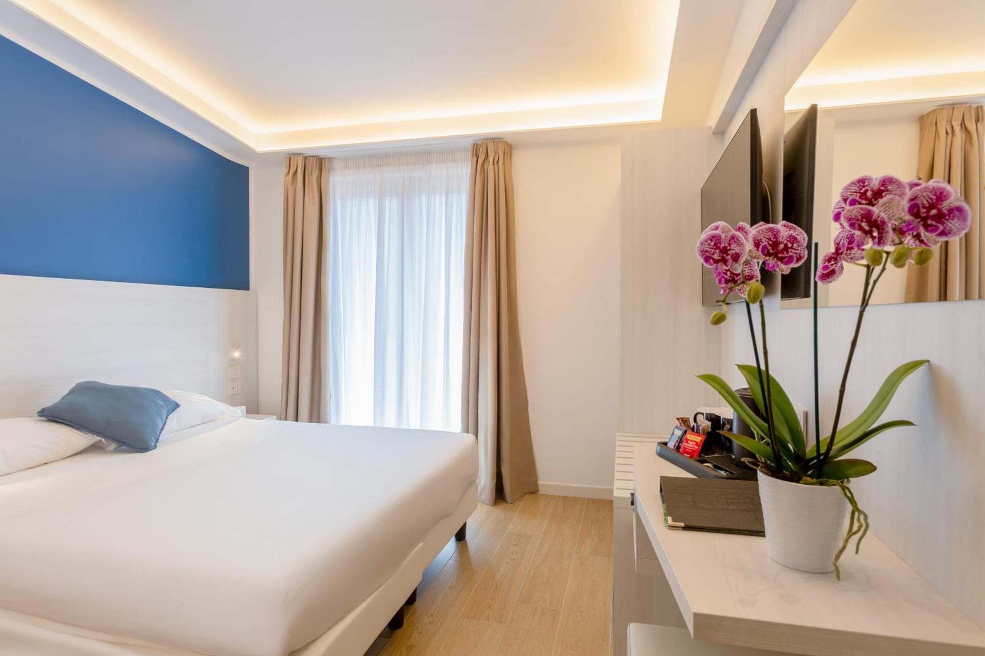 Hotel Central Wellness Сорренто Екстер'єр фото