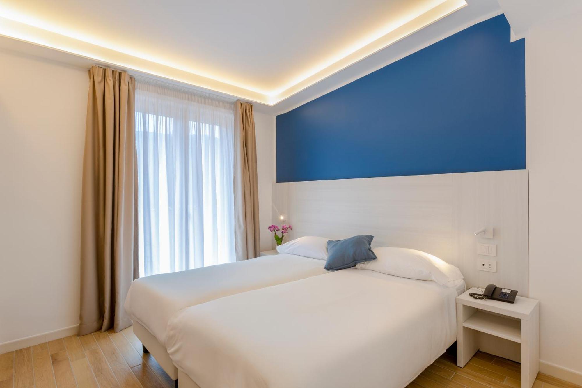 Hotel Central Wellness Сорренто Екстер'єр фото
