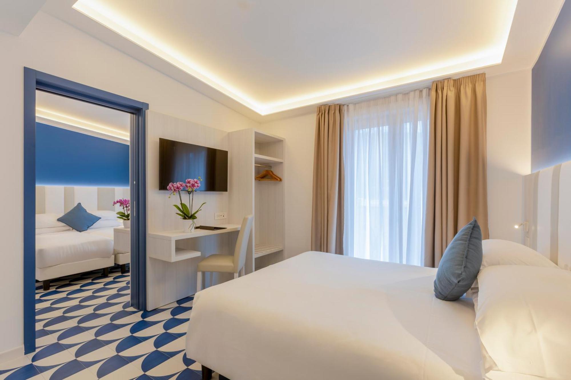 Hotel Central Wellness Сорренто Екстер'єр фото
