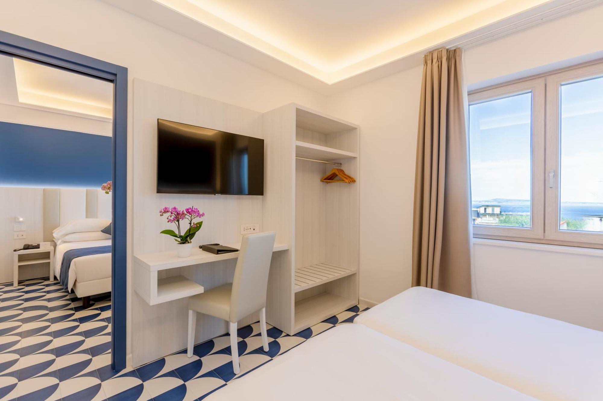 Hotel Central Wellness Сорренто Екстер'єр фото